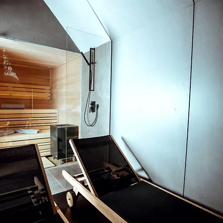 Stylish On A Unique Slovenia Glamping Site Near Maribor 펜션 *